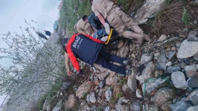 Minibüs şarampole yuvarlandı: 1 ölü, 11 yaralı