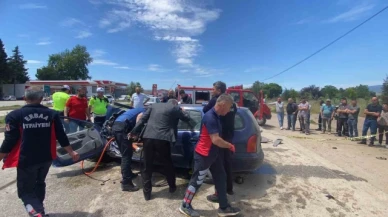 Orta refüjden karşı şeride sıçradı: 1 ölü, 1 yaralı