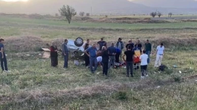 Otomobil takla attı: 2 ölü, 3 yaralı