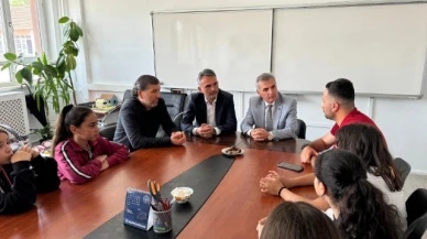 Şeker Ortaokulu'na Tebrik Ziyareti