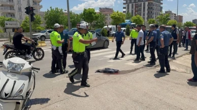 Tır motosiklete çarptı: 1 ölü, 1 ağır yaralı