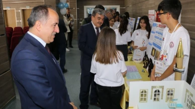 Türkmen, TÜBİTAK Bilim Fuarı Açılışına Katıldı