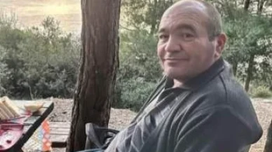 Yanında çalıştığı patronunu boğazından bıçaklayarak öldürdü