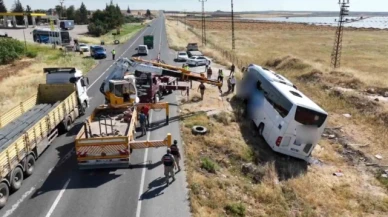 Yolcu otobüsü devrildi: 6 yaralı