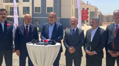 Bakan Özhaseki: "Kalıcı deprem konutlarının tamamını 2025 sonuna kadar teslim edeceğiz"