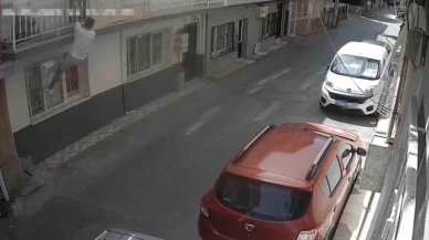 Balkon faresi yakayı ele verdi