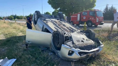 Direksiyon hakimiyetini kaybetti takla attı