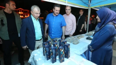Doruk ve İpek El Sanatları ve Yöresel Ürünler Stantlarını Ziyaret Etti