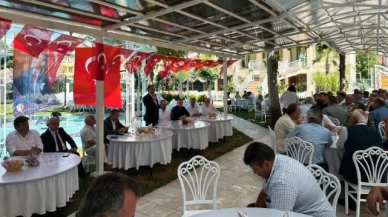 Karagöz, Taşova’da muhtarlarla bir araya geldi