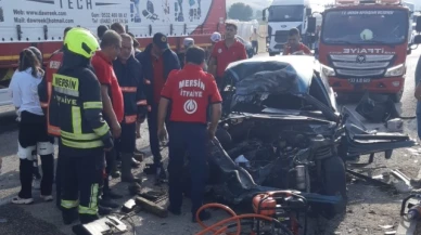 Otobüslerin karıştığı zincirleme kaza: 2 ölü, 35 yaralı