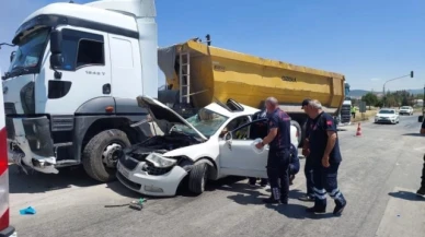 Otomobil ile kamyon çarpıştı: 1 ölü, 1 yaralı
