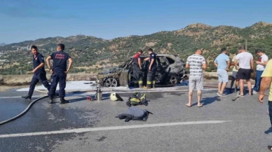 Otomobil önce alev topu, sonra metal yığınına döndü