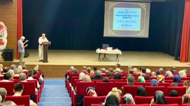 Suluova'da "Hz. Peygamber ve Aile" Konferansı Düzenlendi