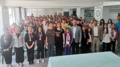 Yozgat, Dereceye Giren Öğrencileri Ziyaret Etti