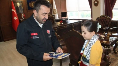 9 yaşındaki Betül, Filistinli çocuklar için harçlıklarını bağışladı