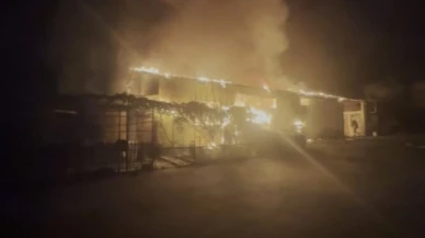 Amasya'da nakliyat deposunda korkutan yangın