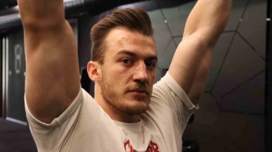 Arkadaşının zorlamasıyla başladığı vücut geliştirmede Türkiye şampiyonu oldu