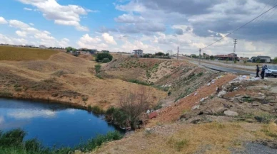 Baza içerisinde battaniyede sarılı ceset bulundu