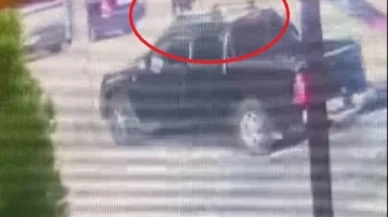 Cinayet anı saniye saniye kamerada... Alacak verecek meselesi kanlı bitti