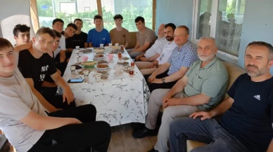 Kaya, Gençlerle Sohbet Etti