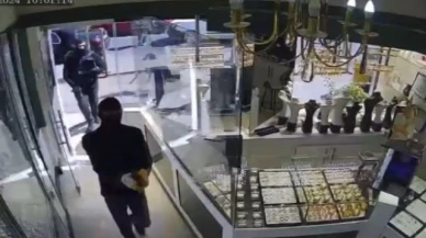 Kuyumcudaki silahlı soygun anları kamerada