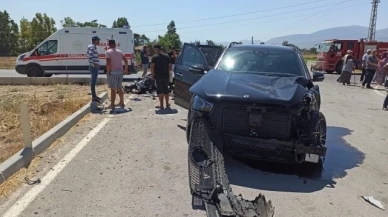 Lüks ciple çarpışan motosikletteki 1 kişi öldü, 1 kişi yaralandı