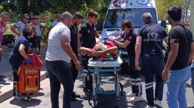 Motosiklet ile hafif ticari araç çarpıştı: 1 yaralı