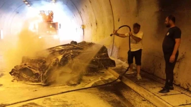 Tünelde kaza yapan otomobil alev topuna döndü: 2 yaralı