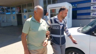 71 yaşındaki şahıs balkondaki eşine baktığı için hastane otoparkında bir kişiyi bıçakladı