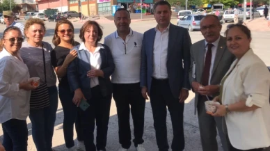 CHP Kadın Kolları’ndan Aşure İkramı