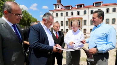 Doruk, Kızlar Mektebi Restorasyonu Çalışmalarını İnceledi