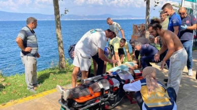Elektrikli bisiklet denize uçtu: 3 kişi yaralandı