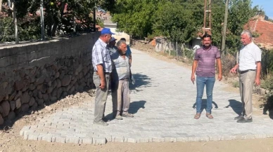 Eymir Köyü’ne parke taşı döşeniyor