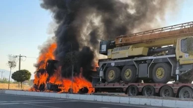 İş makinesi yüklü tır, alev topuna döndü