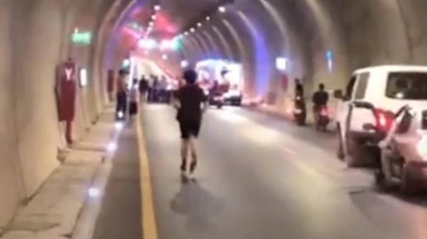 Kontrolden çıkarak savrulan motosiklet 2 genci hayattan kopardı