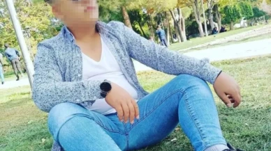 Otomobil ağaca çarptı: 2 ölü