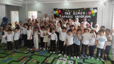 Şehzade Elif Yaz Kur'an Kursu'nda Kapanış Programı Düzenlendi