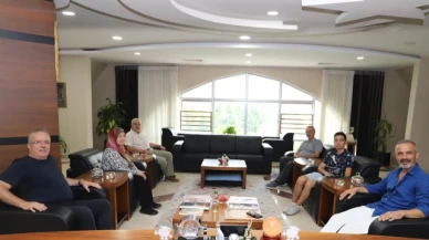 Turabi, Yılmaz ve ailesini misafir etti
