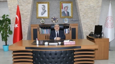 Türkmen gidiyor, Katipoğlu geliyor