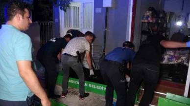 Cinnet getiren şahıs, 3 çocuk annesi eşini öldürdükten sonra intihar etti