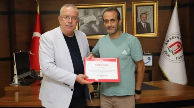 Emekliye ayrılan personelden Turabi’ye veda ziyareti