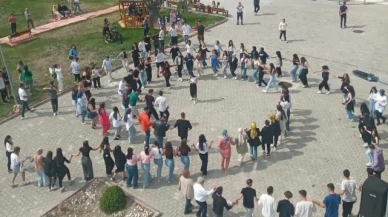 Fakültedeki konser etkinliği yoğun ilgi gördü