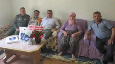 Karaaslan, Şehit Cengiz Türk’ün ailesini ziyaret etti