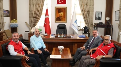 Kızılay Ekibinden Başkan Kargı'ya Ziyaret