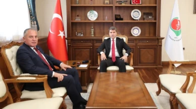 Özalp'ten Vali Bakan'a ziyaret