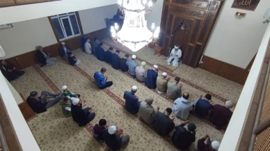 Sultaniye Camii'nde Sabah Namazı Programı Düzenlendi