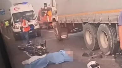 Tıra çarpan motosikletin sürücüsü hayatını kaybetti