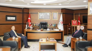 Turabi, Çiçekli'yi misafir etti