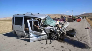 Zincirleme trafik kazası: 10 yaralı