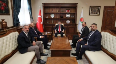 Aşkan ve yönetiminden Bakan'a ziyaret